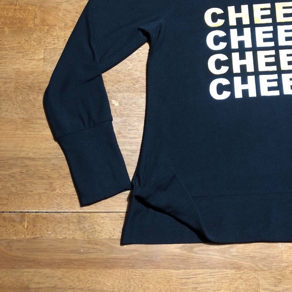 Chaser NWT Graphic CHEERS Soft Pull over M - Picture 6 of 12